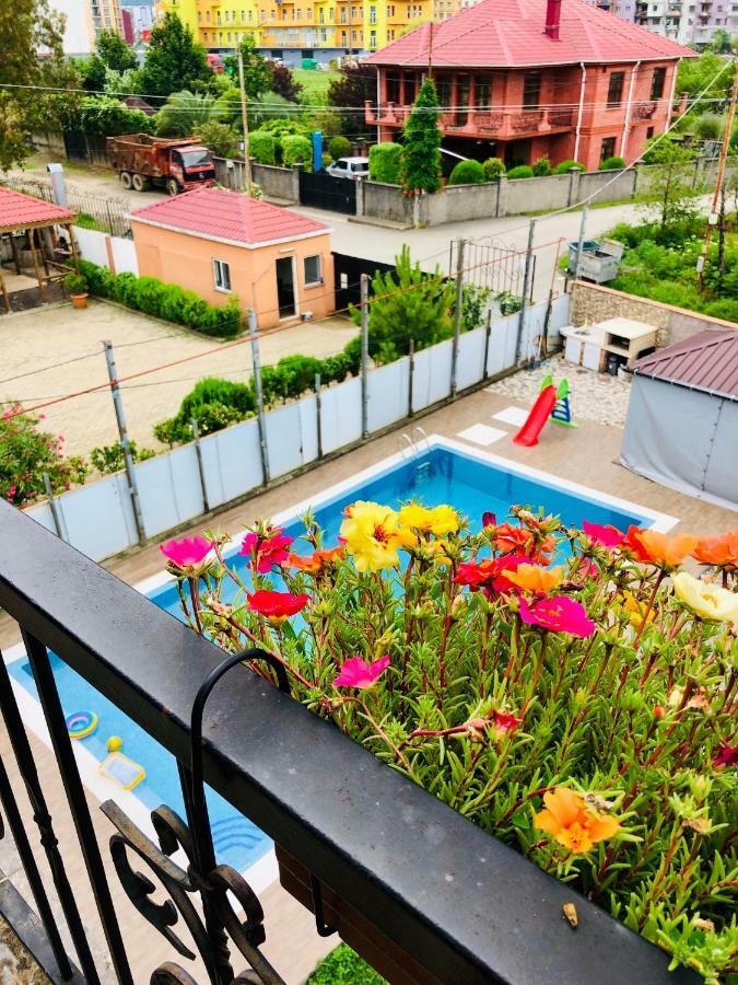 #Home-11 Батуми Екстериор снимка